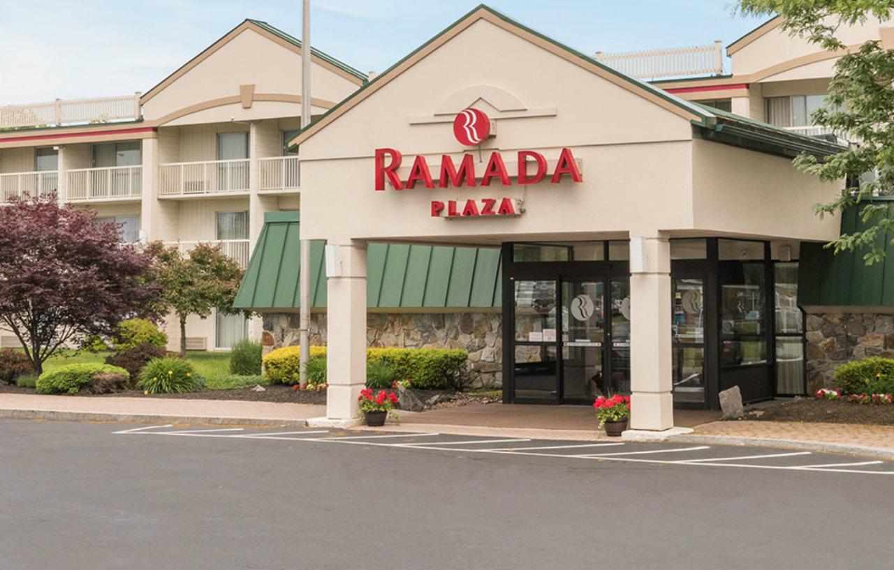 Ramada Plaza By Wyndham Portland Exterior foto