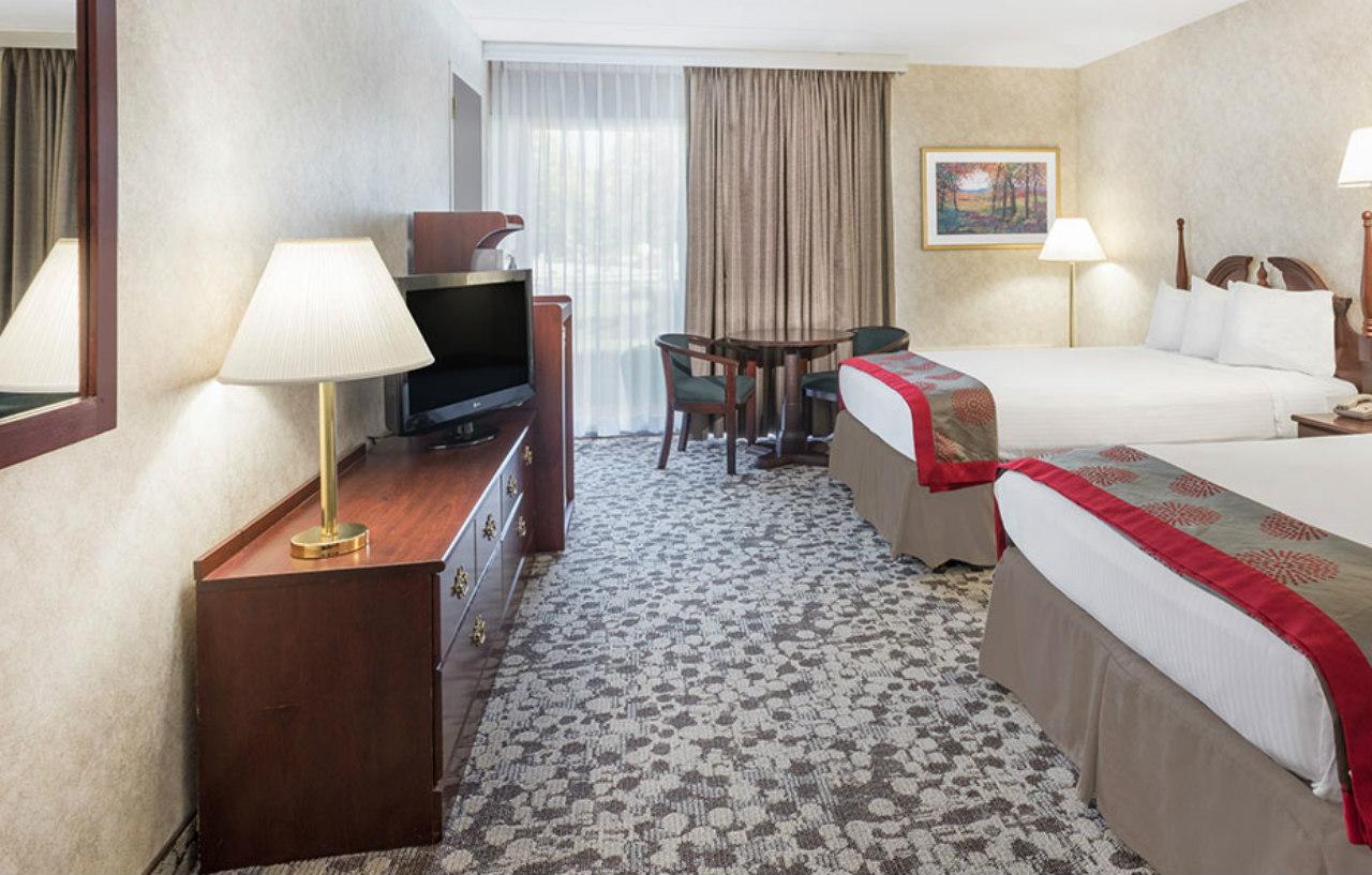 Ramada Plaza By Wyndham Portland Exterior foto